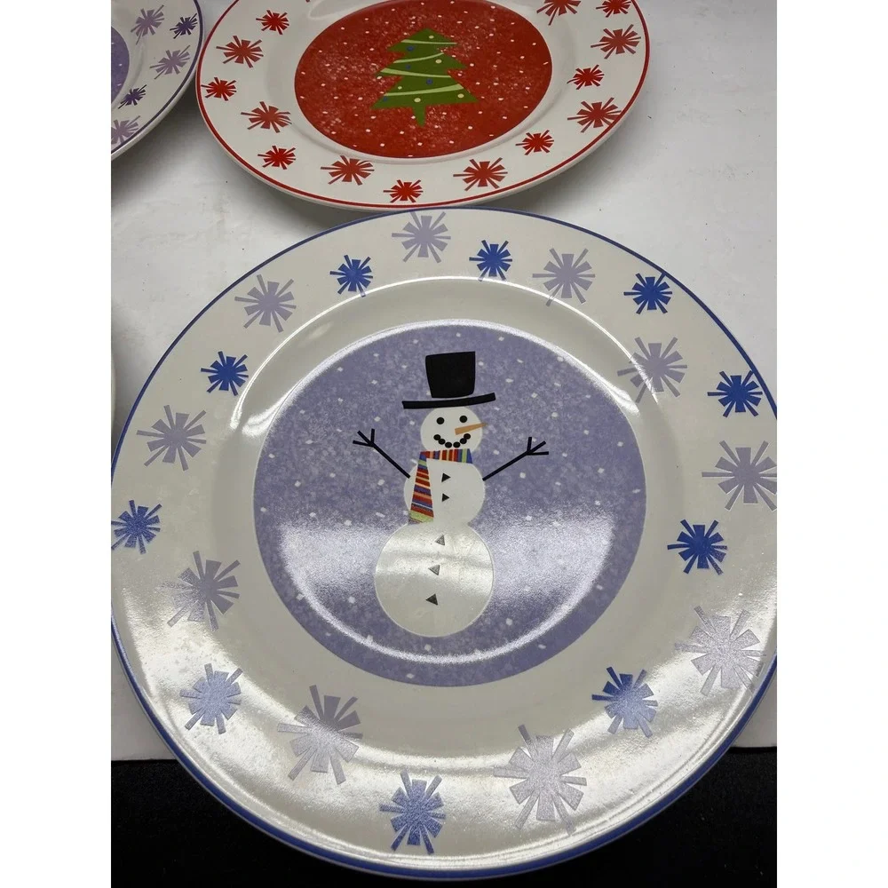 Sakura Holiday Surprise Stoneware Salad Dessert Plates Set of 8 Oneida Christmas